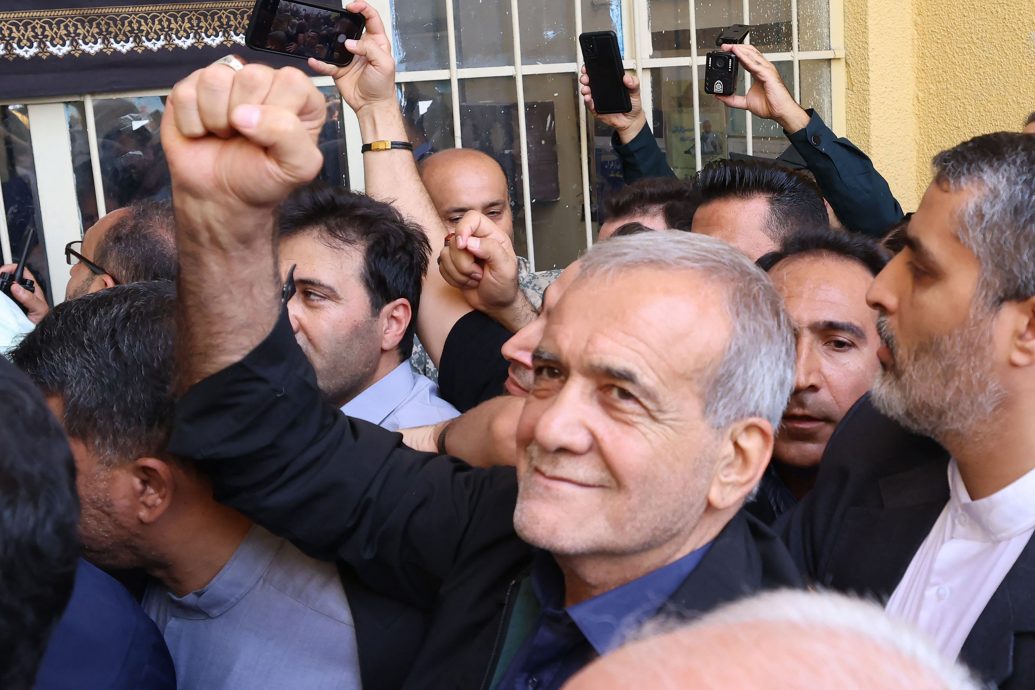 普汀祝贺伊朗新总统 希望加强双边合作