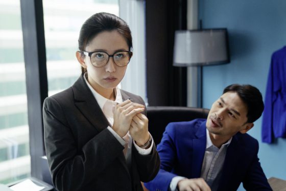 李欣霓/《何百芮的地狱毒白》爱恨交织下的人生反击