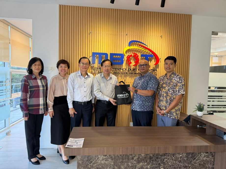 独大为保荐中国毕业生开拓国家专业认证之路