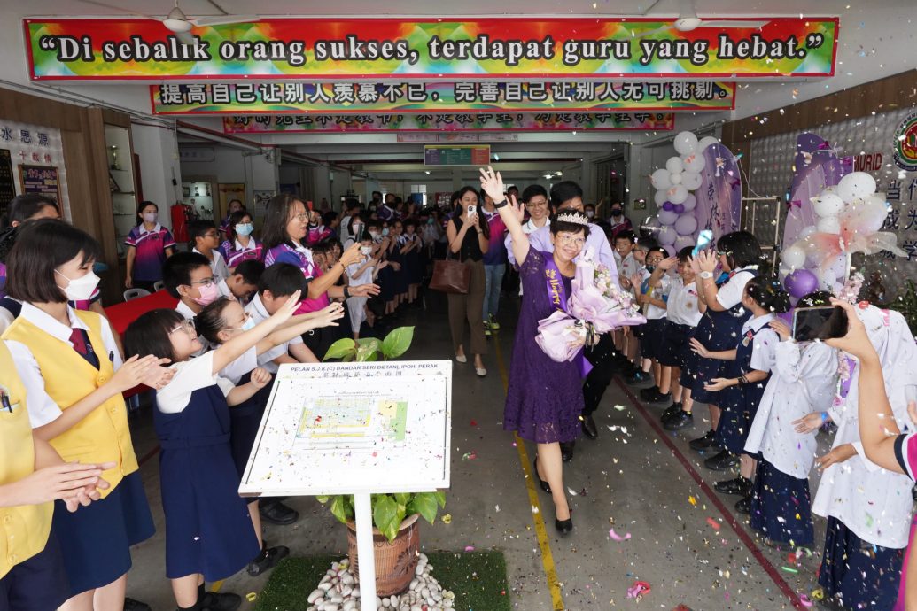 献身杏坛逾三十载 翠林城华小陈丽华校长荣休