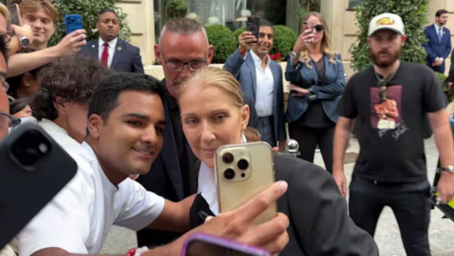 现身巴黎为奥运开幕礼彩排 席琳狄翁病后首唱成焦点