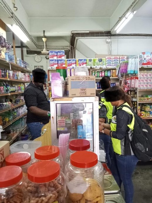 移民局马不停蹄取缔 近打54非法外劳被扣查