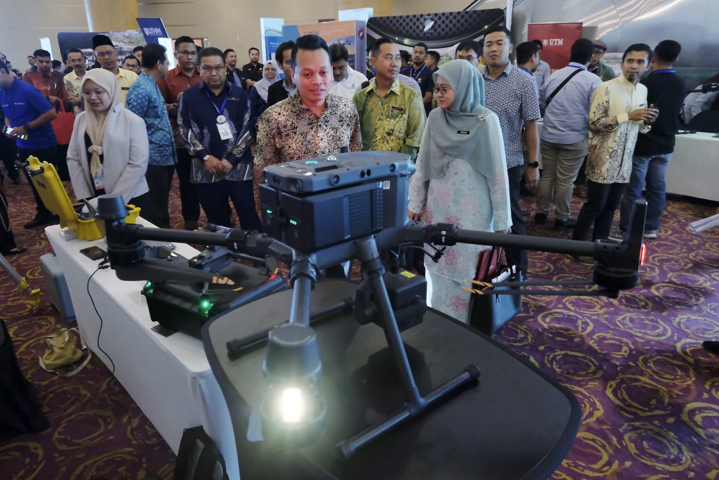 聂纳兹米:使用无人机提高监察污染效率