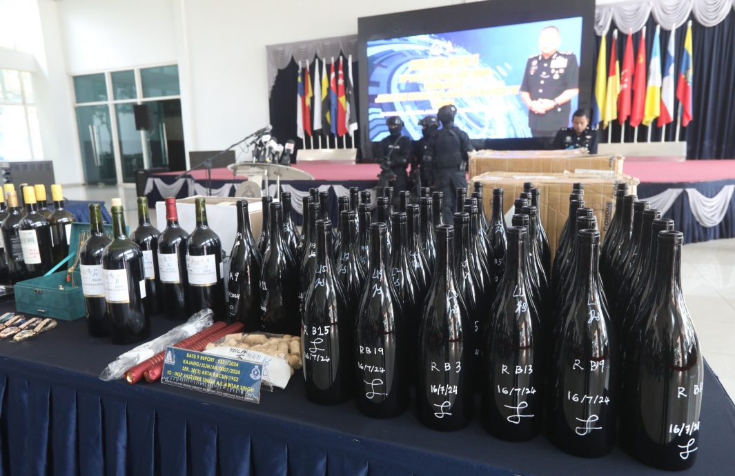 警捣破可卡因炼毒厂 起获900万毒捕3男女记者:俊杰 摄影:陈启基