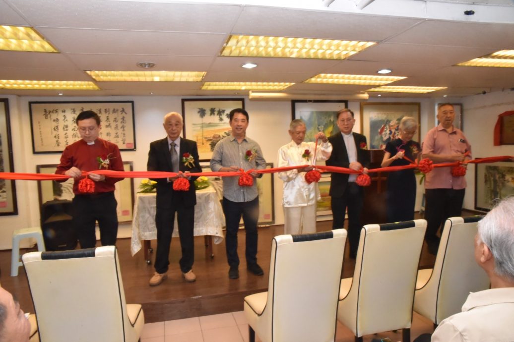 请签发上网(大都会)赞美馆开幕/1图