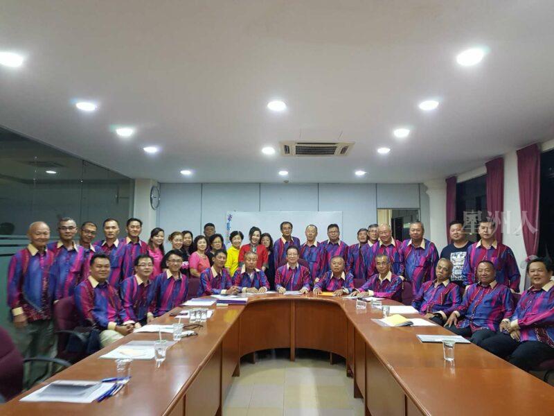 大都会 《星洲人》退役选手的第二人生路依(52989630) 20240702153059