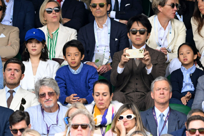 邓超孙俪英国观战温网 表情比儿女丰富被调侃