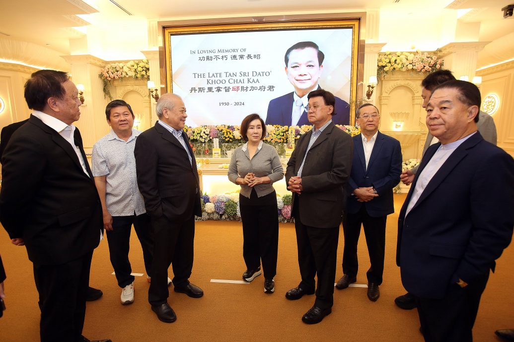 邱财加丧礼:吴添泉