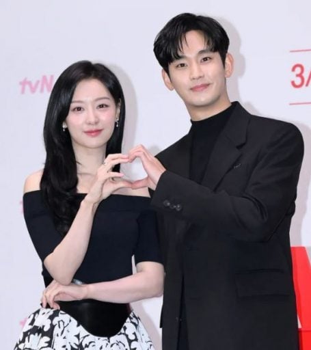 金秀贤卷lovegram嫌疑 PO照呼应金智媛泄“蜜”