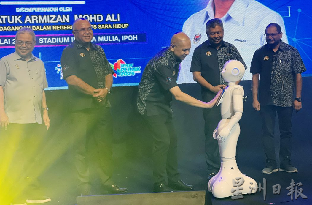 阿米占:发柴油卡面临积压 周四与石油公司开会商方案