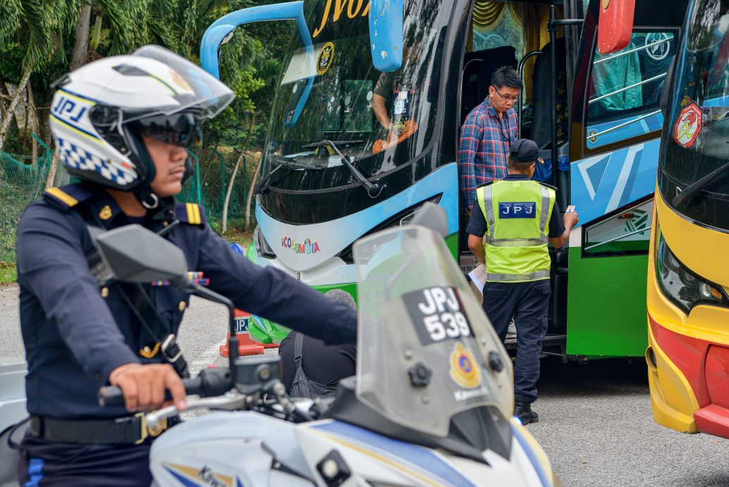 陆交局严查旅巴 3小时逮2无照1吸毒巴士司机