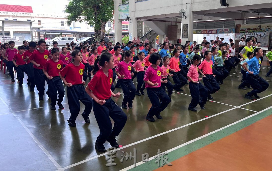 陈良德:校际校园五禽戏比赛首次在中国以外的国家举行