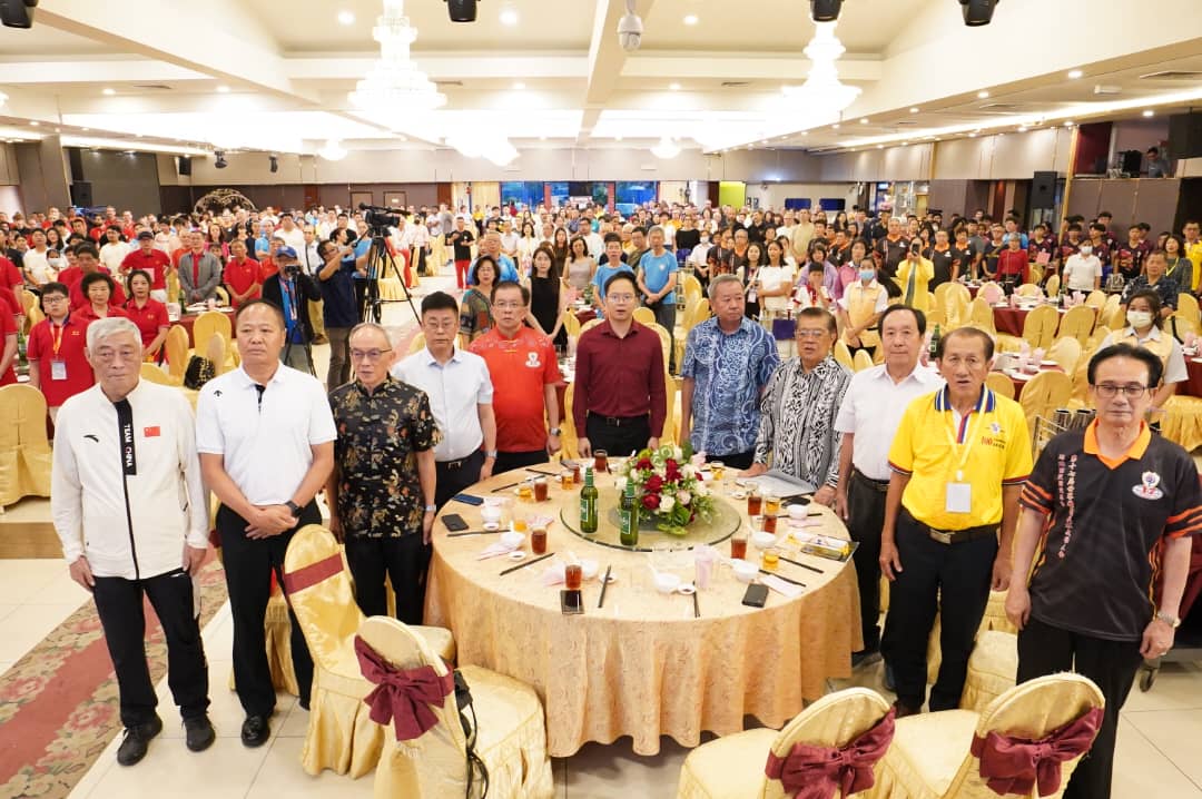 霹:★请签网/第二版头/怡精武百年庆︱24国精武人不舍道别 约定2026年德国再聚