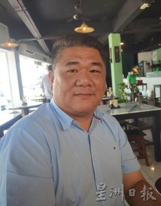 霹:封面主文/担心通膨 谨慎消费 二手屋业交易放缓