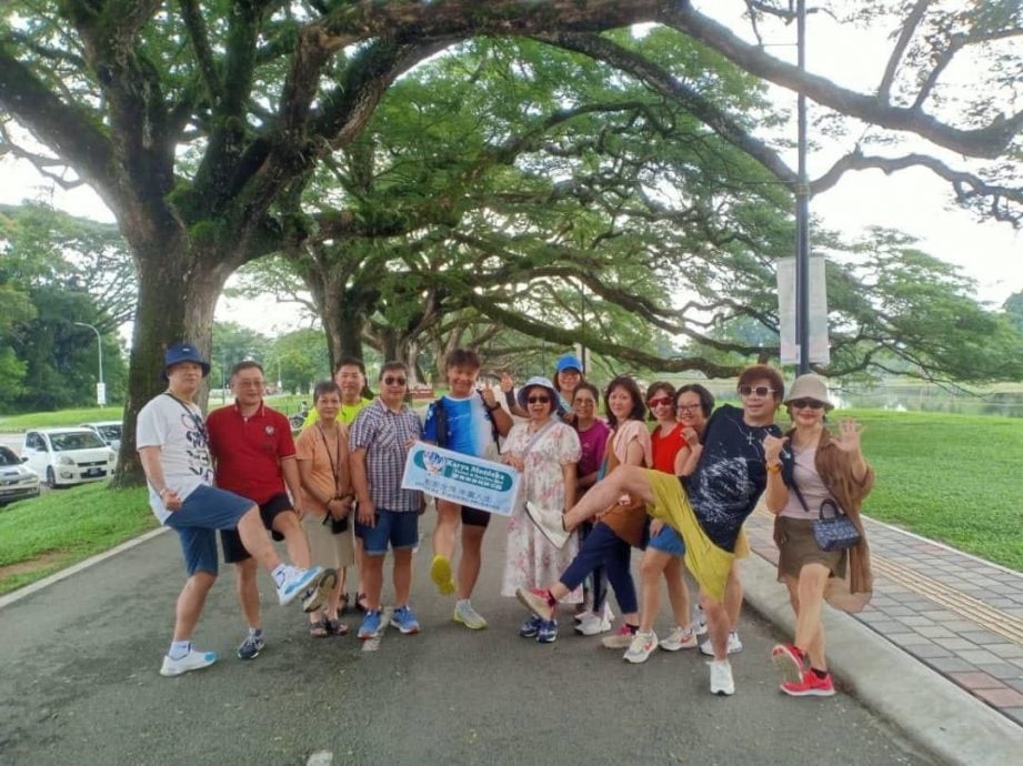 霹:第三版头/霹雳州旅游年成功吸引香港游客来霹雳州旅游