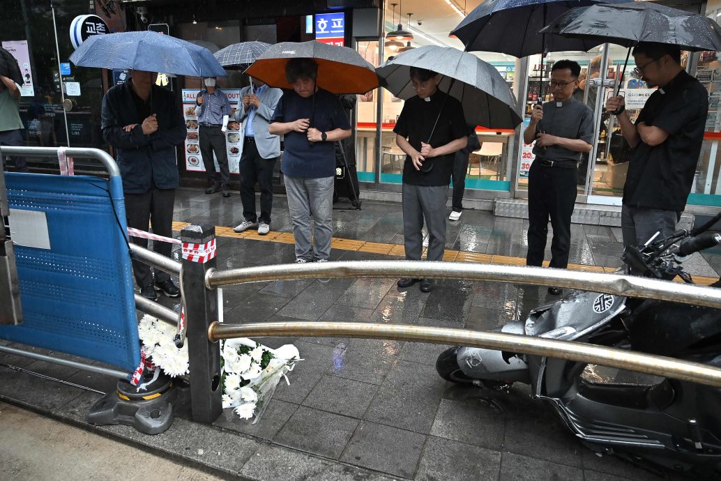 首尔夺9命车撞行人案 40年驾车经验肇事司机:车子突然加速