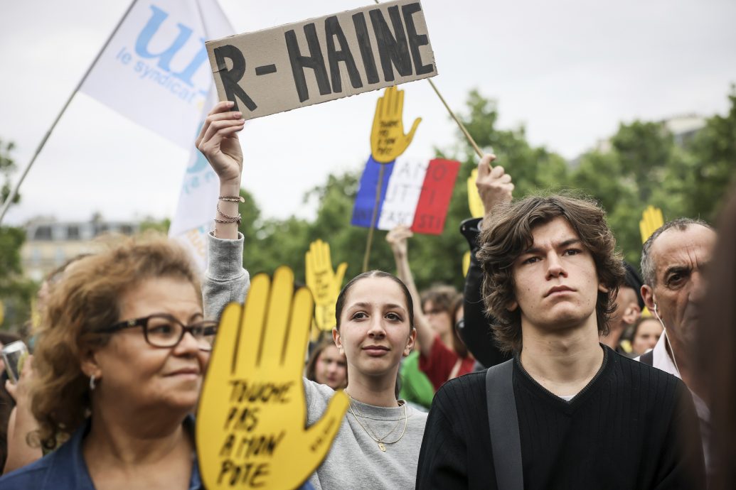 马克龙联手左翼突围 勒庞：法国极右翼仍有望抢到绝对多数