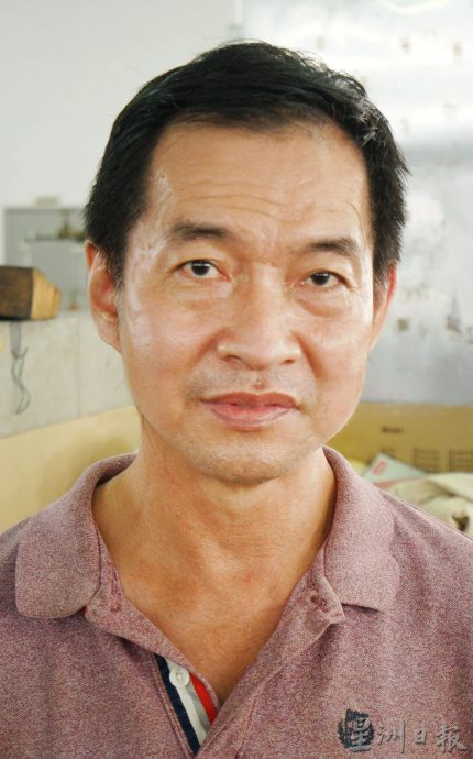 鸡贩留守至最后时刻 华林市宰鸡场明熄灯