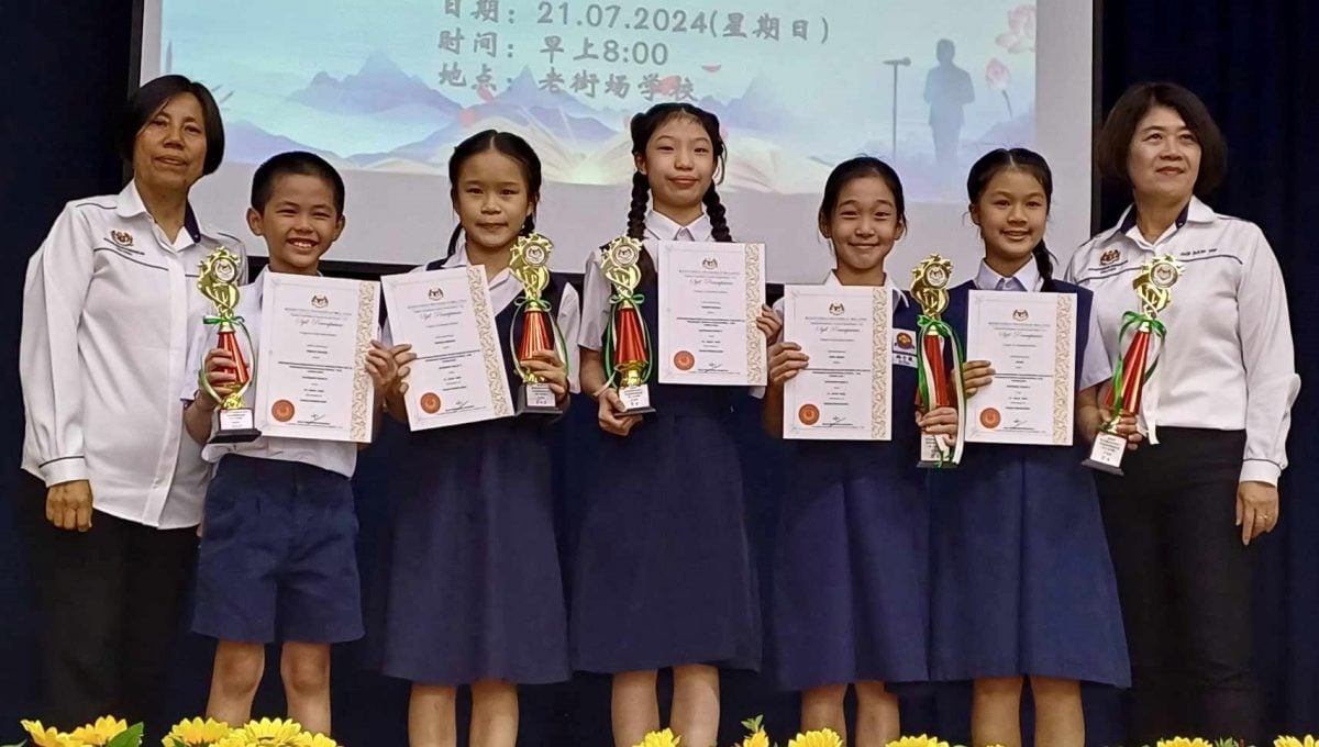 黄淑贞:教局办诗歌朗诵赛 培养语言表达审美观