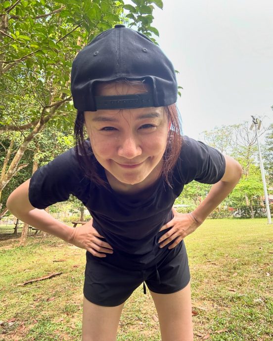 黄翠如打响大马第一跑 喜获“一盆植物”陪跑