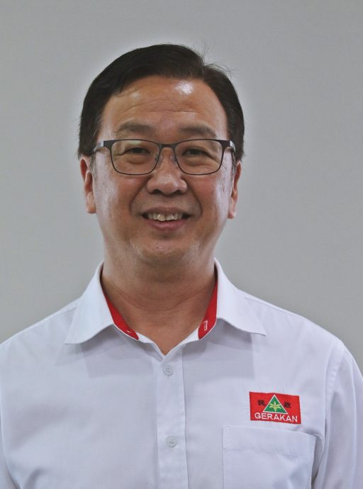 槟伊青团要求撤换槟国盟主席,刘华才引用丘吉尔名言反击