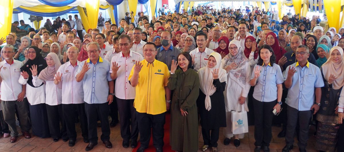 (全国版)祖基菲里:优化烟草制品管制法令晋最后阶段,料近期全面落实禁电子烟政策