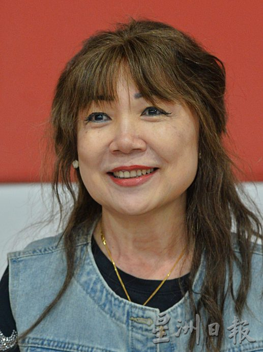(刊期7月11日)乐活频道:歌唱音分高低 森客联会近90团员共奏和谐