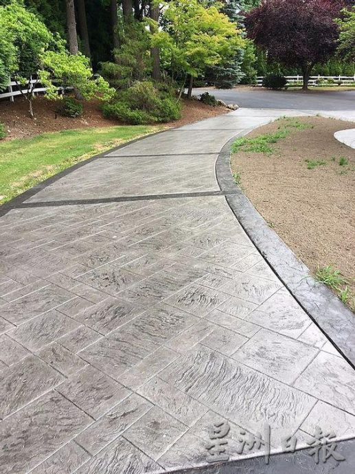 (古城封面主文)新马六甲花园大操场获拨款,设跑道路灯石椅运动器材