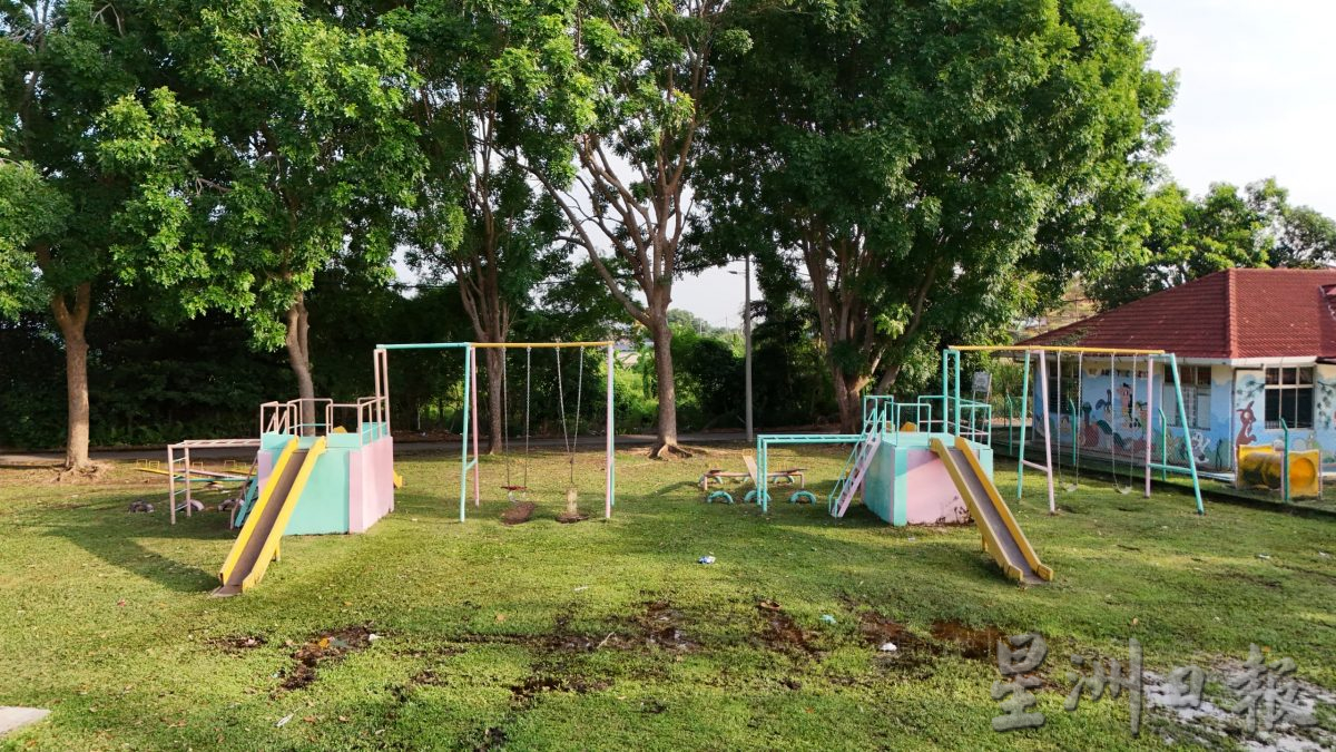 (古城封面主文)新马六甲花园大操场获拨款,设跑道路灯石椅运动器材