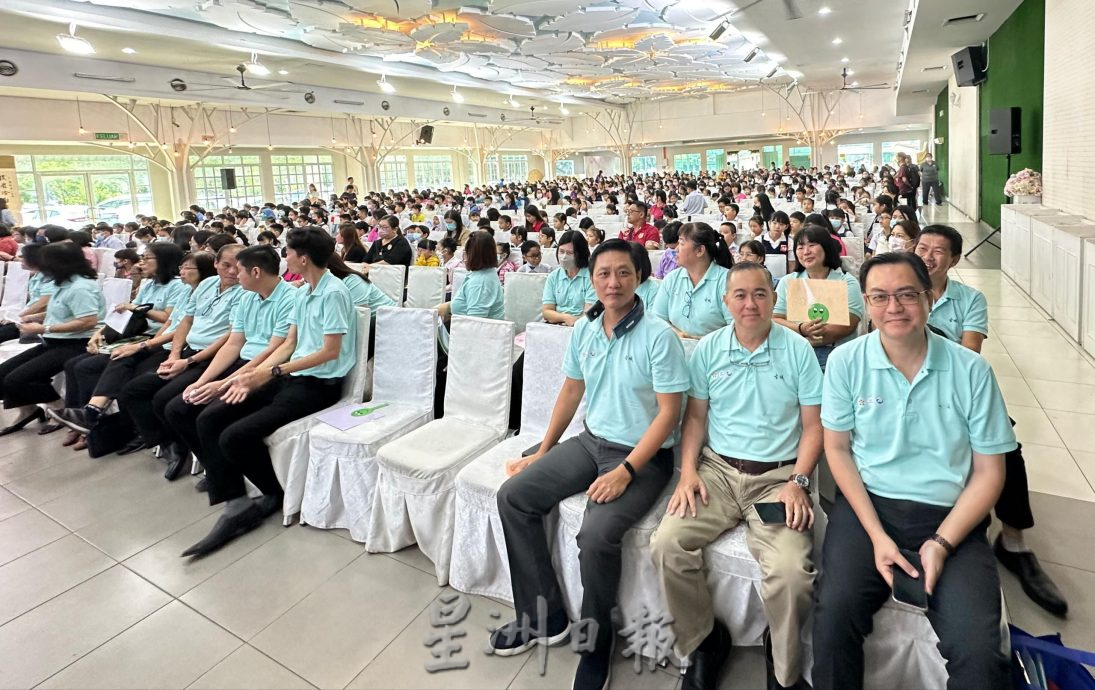 (古城封面副文)邱培栋呼吁校长及董家商讨改名郑和学校建议