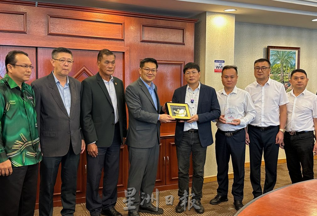 (古城版)林万锋接待文化旅游经贸交流访问团