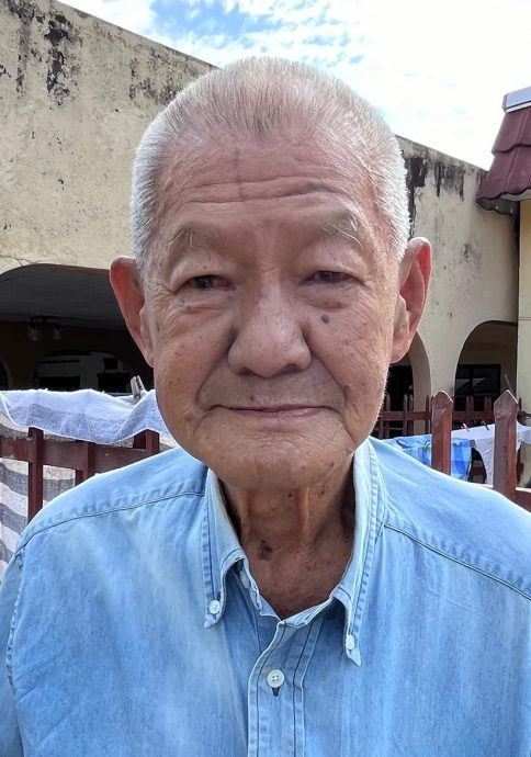 （古城版）爱极乐慕查化沙花园沟渠破损及路面下陷，居民盼提升沟渠消除安全隐患