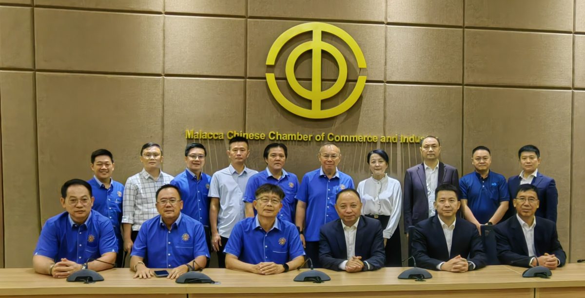 (古城版)甲中总接待四川省广元市市委书记何树平代表团