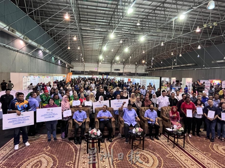 (古城版)甲职业嘉年华引入游戏化招聘模式