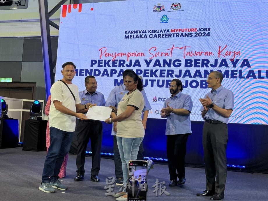 (古城版)甲职业嘉年华引入游戏化招聘模式