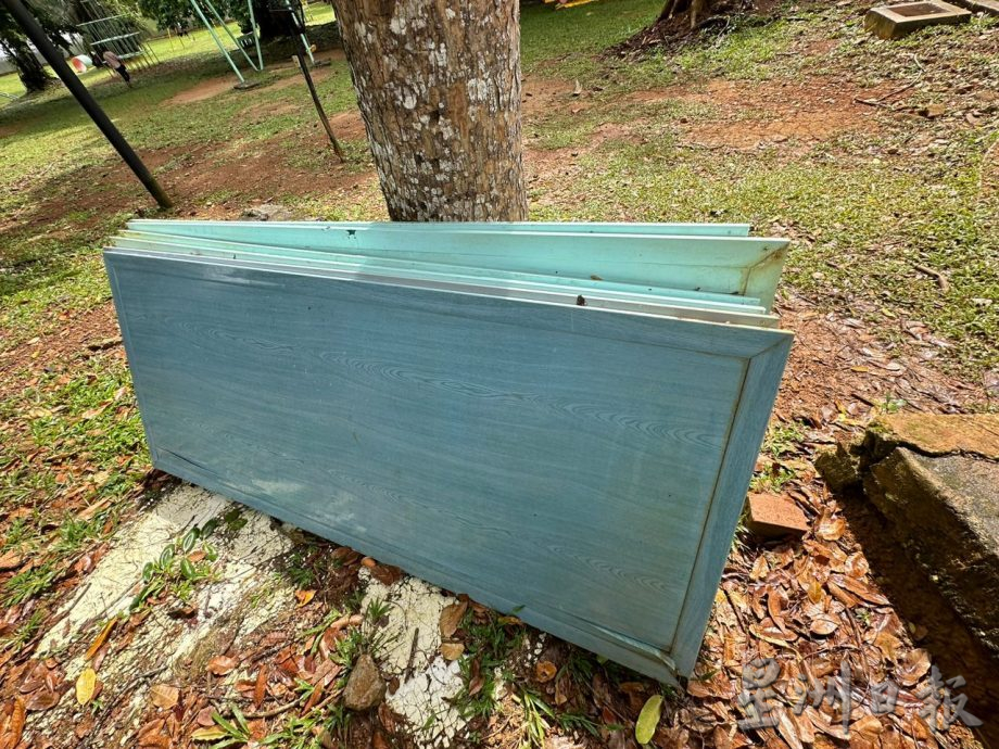 (古城第三版主文)爱极乐湖游乐设施损坏 公厕关闭维修逾3个月