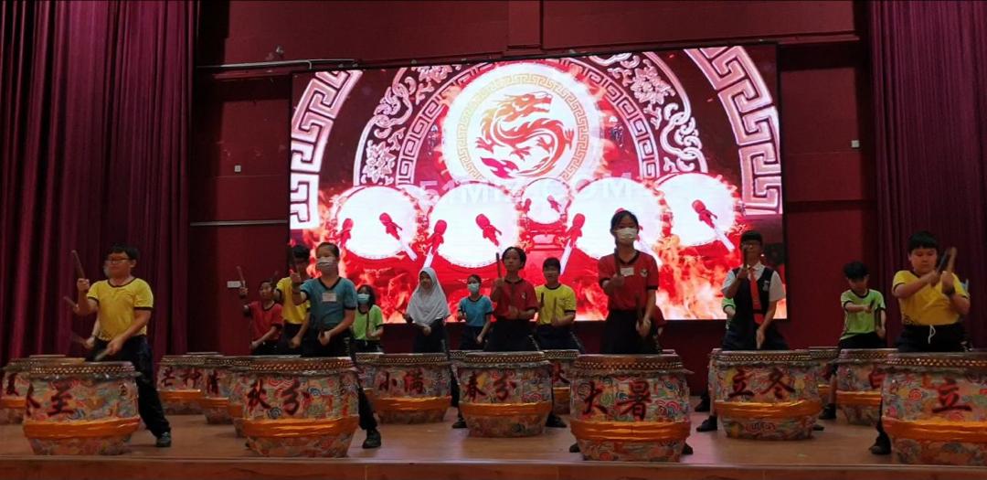 (古城第三版主文)甲培风第一华文小学尚欠7万令吉达筹募爱心计划教育基金目标