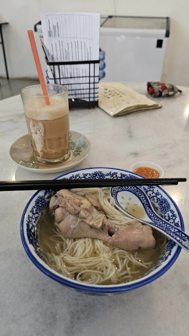(古城第三版副文)林朝雁“好看的、好吃的、好玩的、最炫的,都在怡力选区”宣传怡力区美食景点