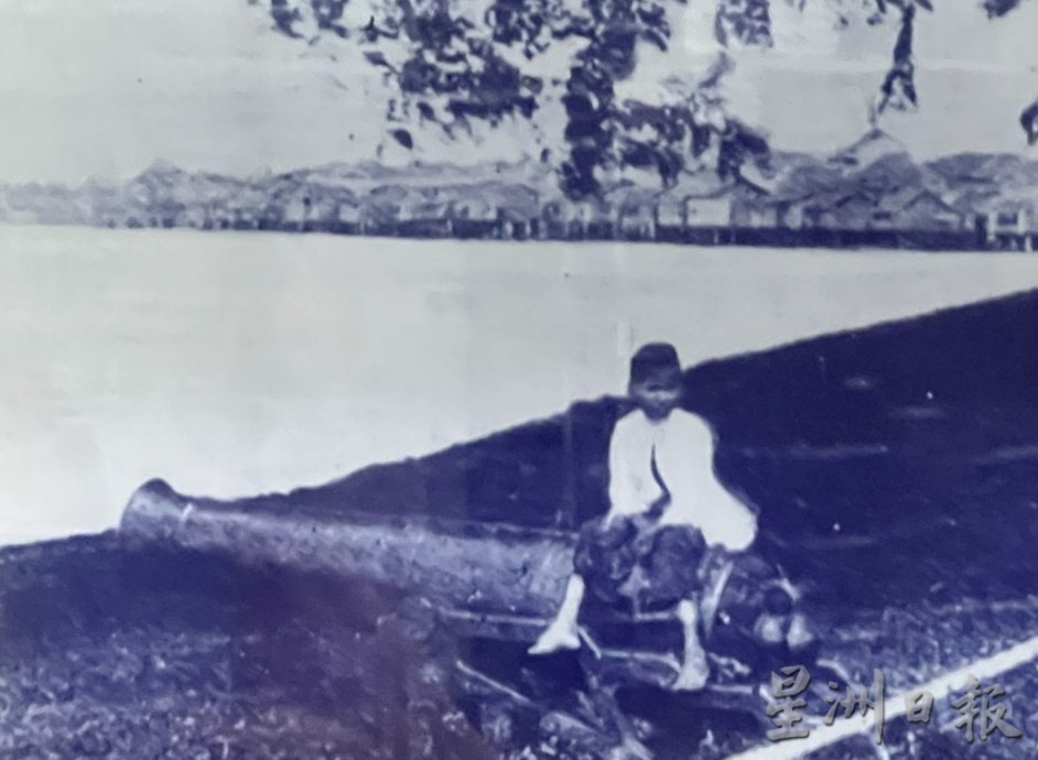 (古城第二版主文)【带你去找爱】:旧照片的爱