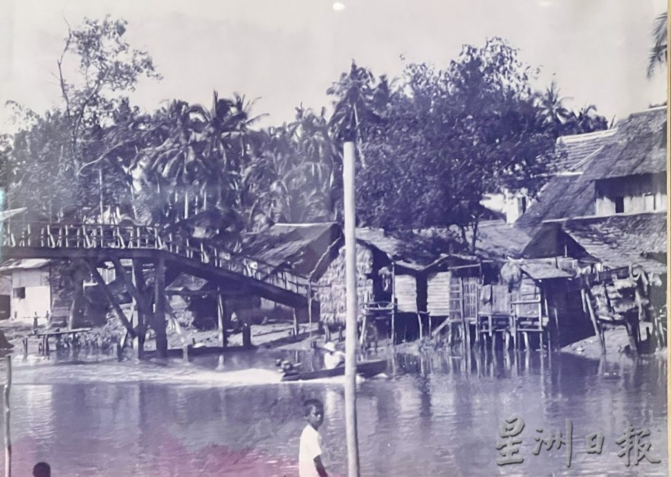 (古城第二版主文)【带你去找爱】:旧照片的爱