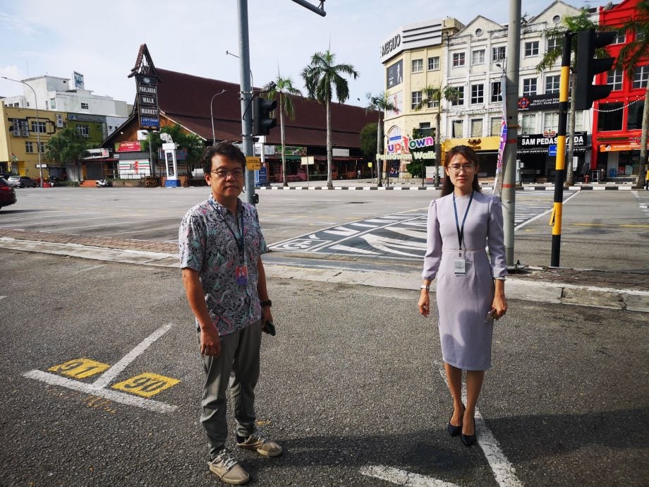 （古城第二版主文）旋转塔障友斑马线不友善