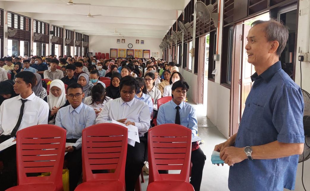 (古城第四版主文)21岁以下符合资格依然可重返校园报读中六