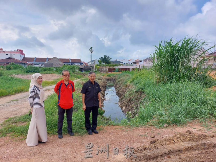 (古城第四版主文)古务第三路土沟重见天日
