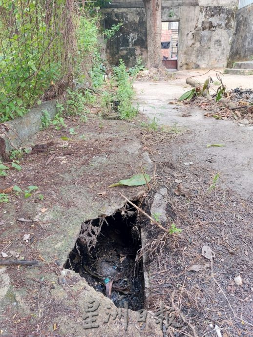 (古城第四版主文)古务第三路土沟重见天日