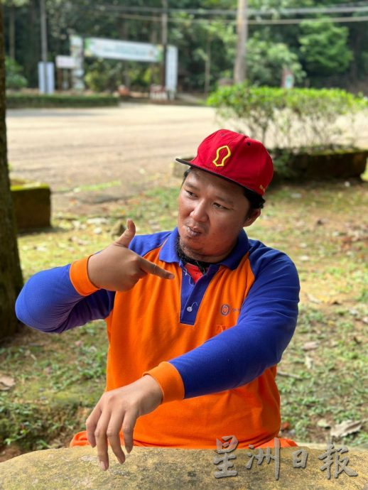 (古城第四版主文)聋哑人士当清洁工 养家活口为卫生环境贡献一份力