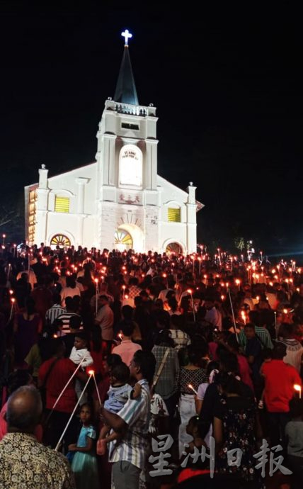 (大北马)圣安纳教堂主保日烛光游行