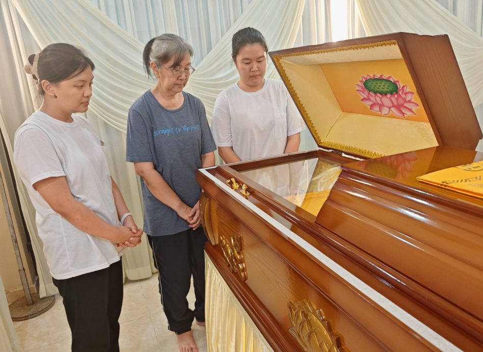 (大北马)圣米高中学的学生再也等不到华文老师李联耀了!