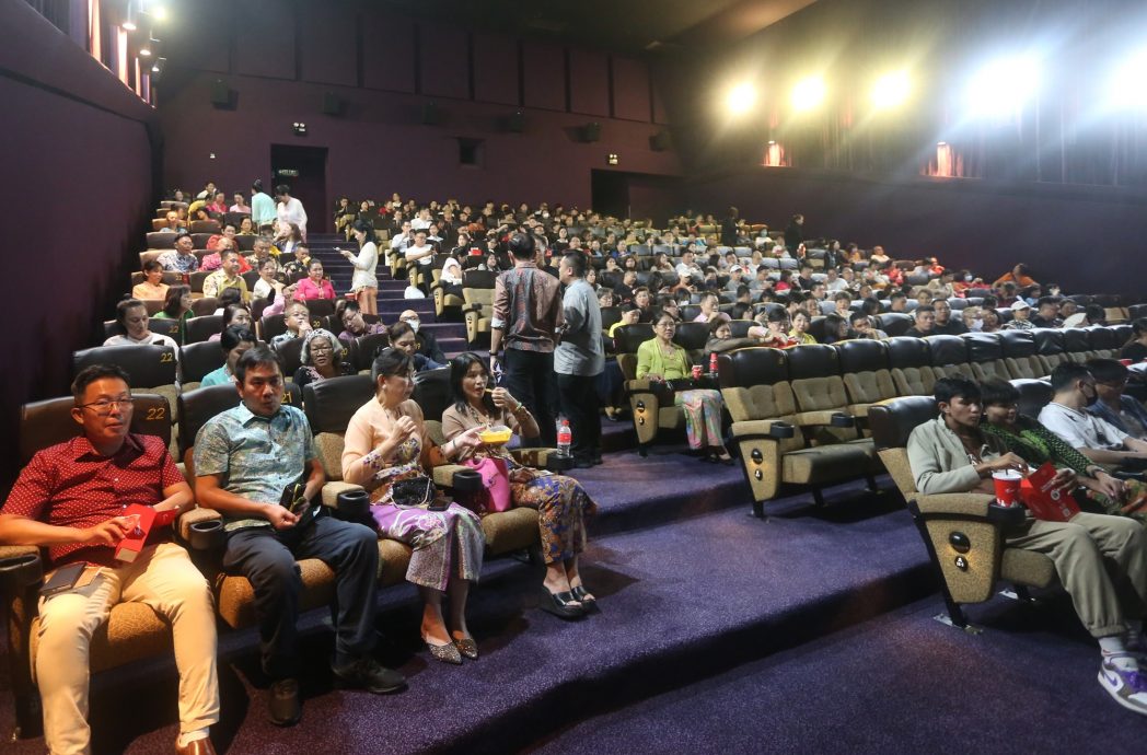 (大北马)大马导演张吉安《五月雪》首映礼,众人为513逝世者默哀一分钟
