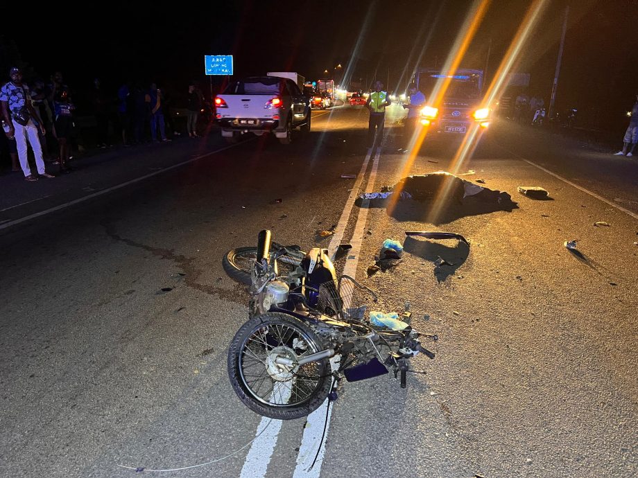 (大北马)骑士闯反方向车道被罗里撞毙!