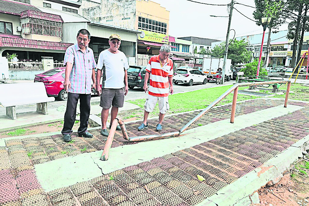 (大都会)余保凭有关休闲公园基设问题